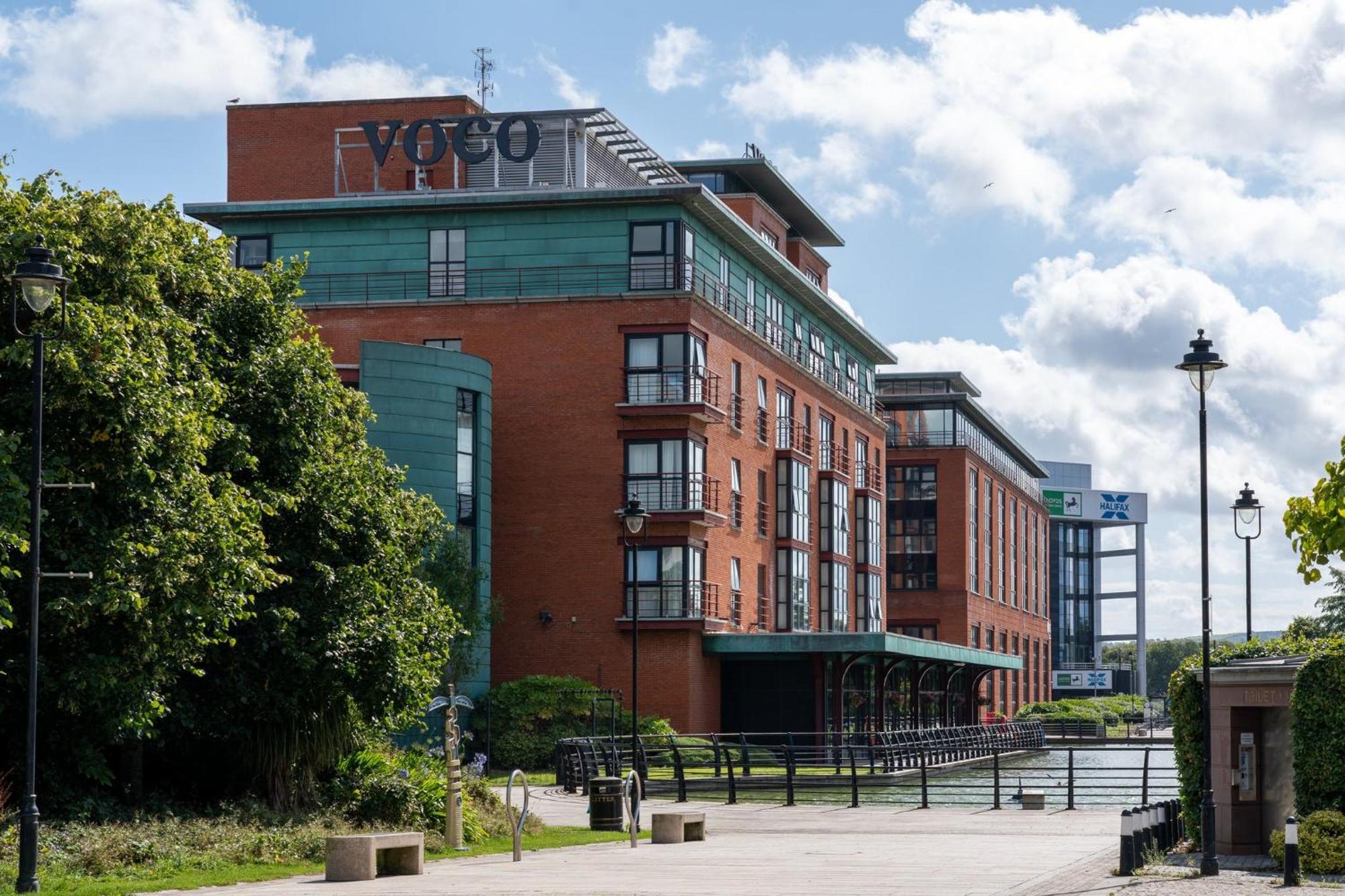 Отель Voco Belfast By Ihg Экстерьер фото