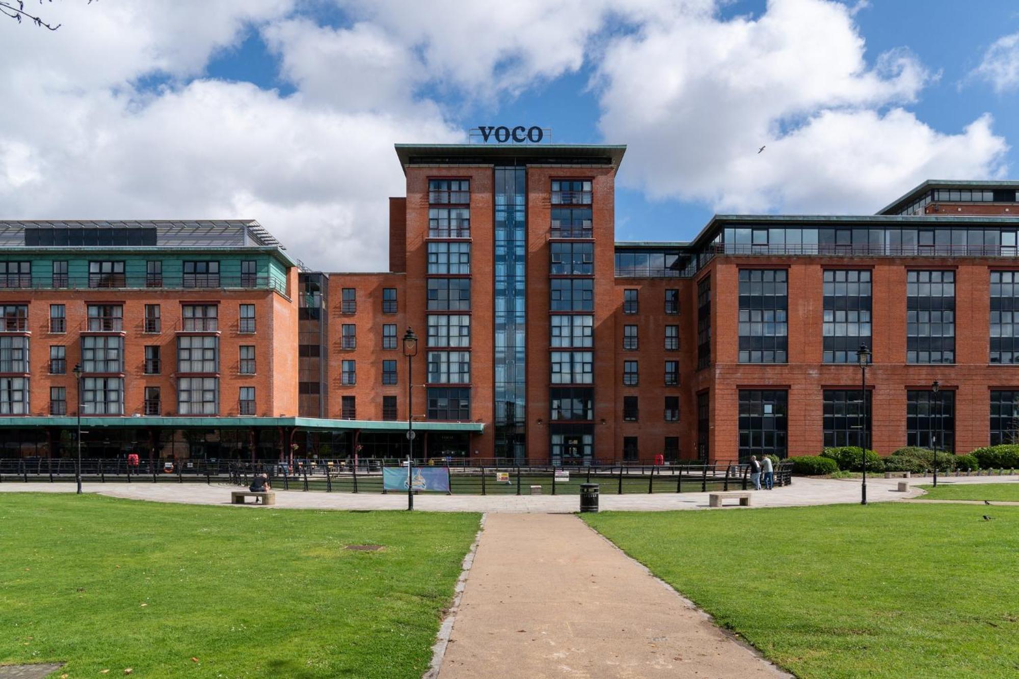 Отель Voco Belfast By Ihg Экстерьер фото