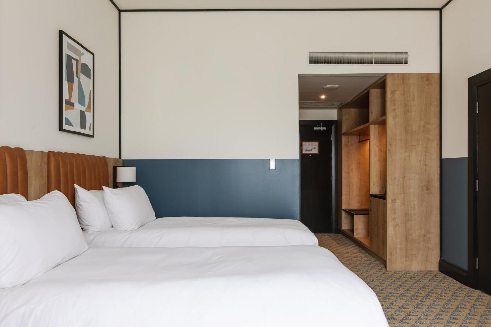 Отель Voco Belfast By Ihg Экстерьер фото