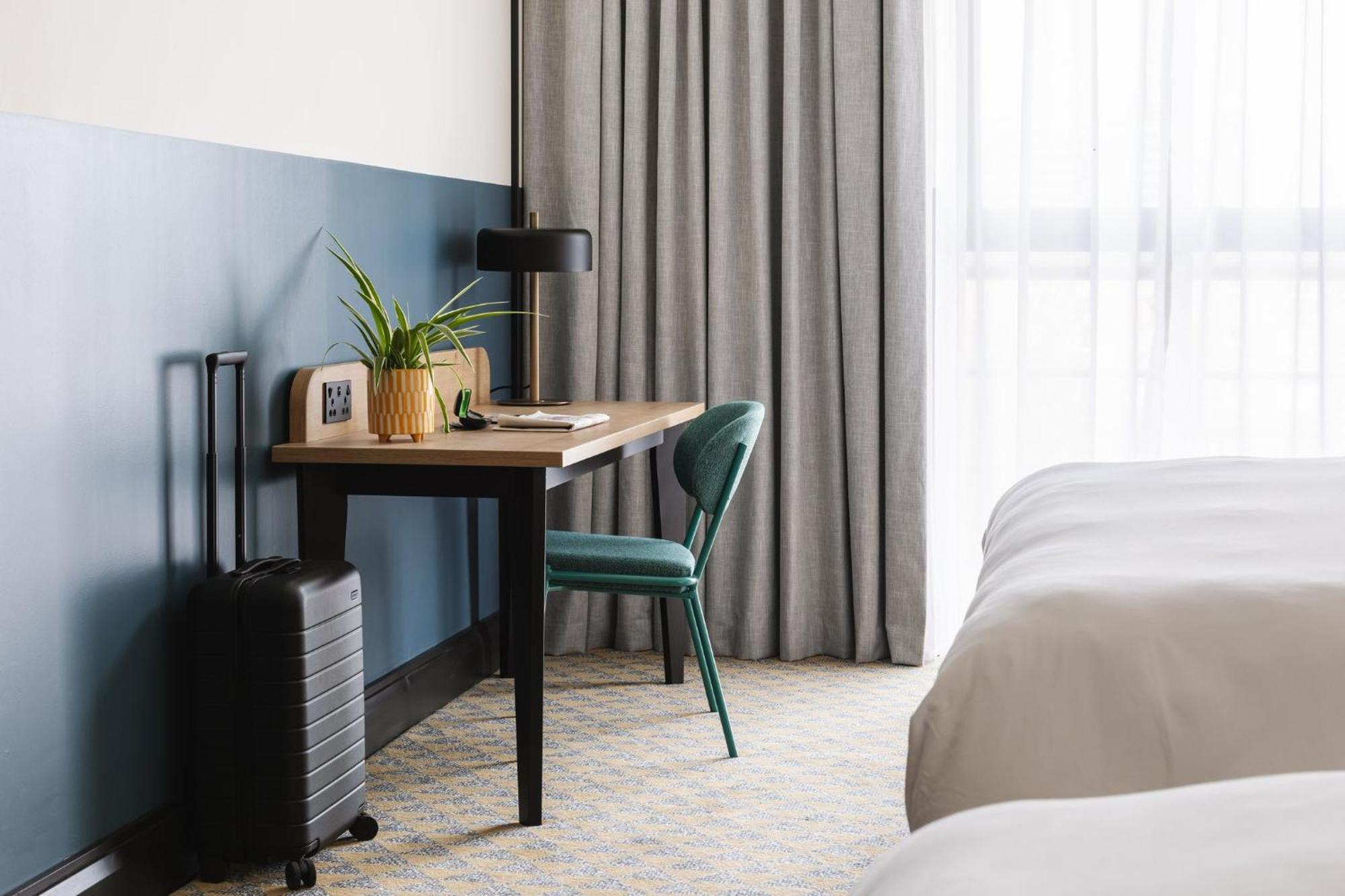 Отель Voco Belfast By Ihg Экстерьер фото