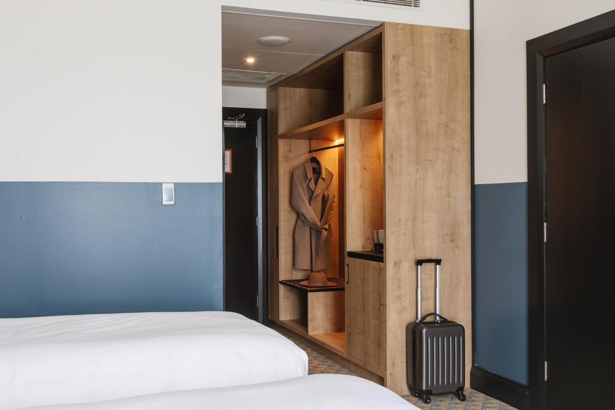 Отель Voco Belfast By Ihg Экстерьер фото